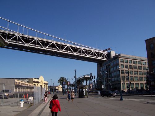 San Francisco Bay Bridge (palo-alto_100_8485.jpg) wird geladen. Eindrucksvolle Fotos von der Westküste Amerikas erwarten Sie.